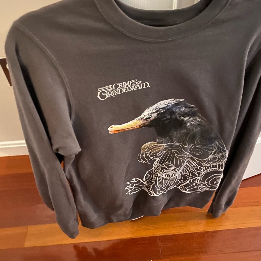 Universal Studios Niffler / Harry Potter Sweatshirt NWT